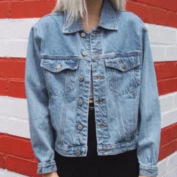 Brandy Melville Kaylee Denim Jacket - Picture 1 of 2